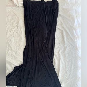 Women’s flowy maxi skirt with back slit